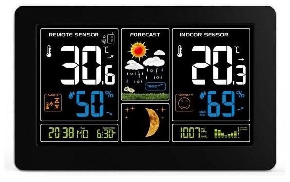 Digitální meteostanice černé barvy.