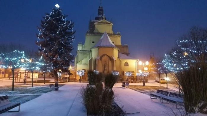 Vánoční strom v Chlumci nad Cidlinou.