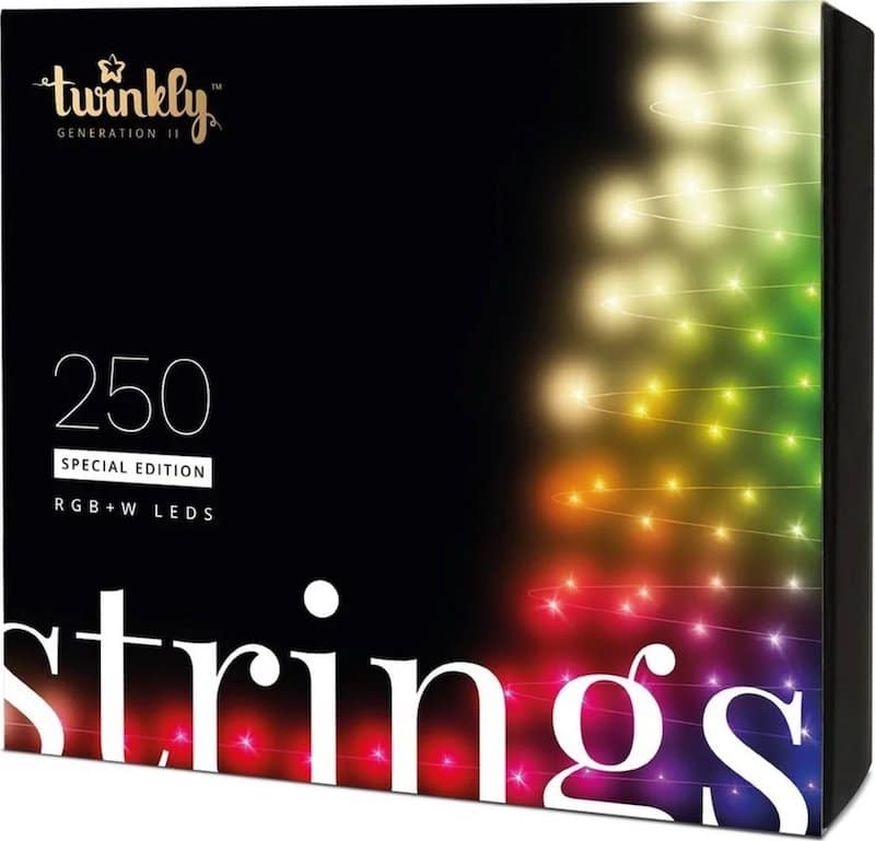 světelný řetěz Twinkly s 250 žárovkami